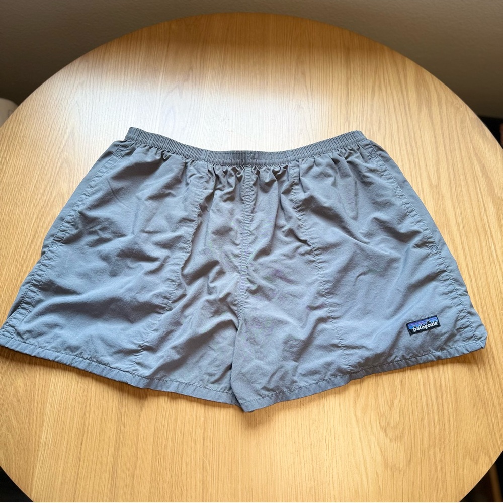 Vintage 1990s Patagonia Baggies Shorts Mens Size XL Grey Made in USA Mesh Lined